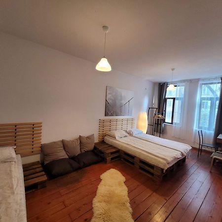 Hot Spot Apartments Sofia Bagian luar foto