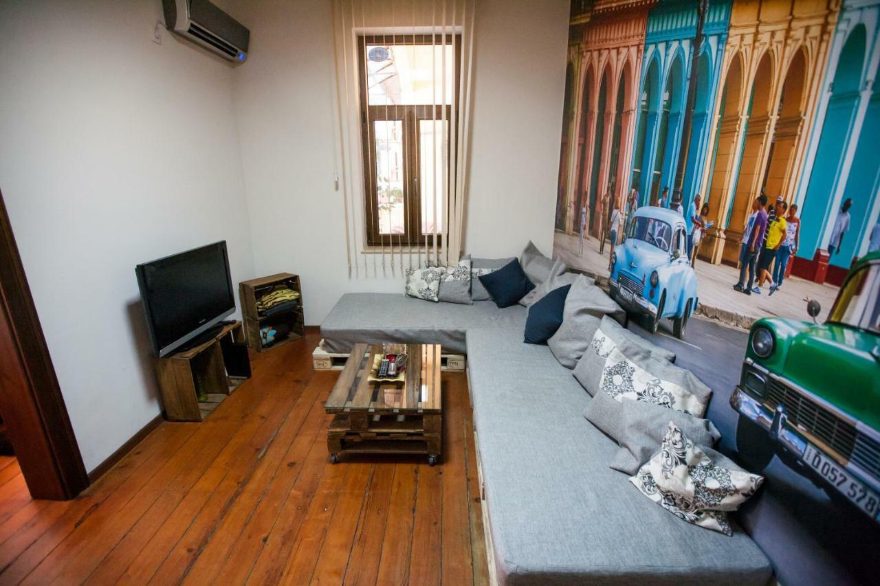 Hot Spot Apartments Sofia Bagian luar foto