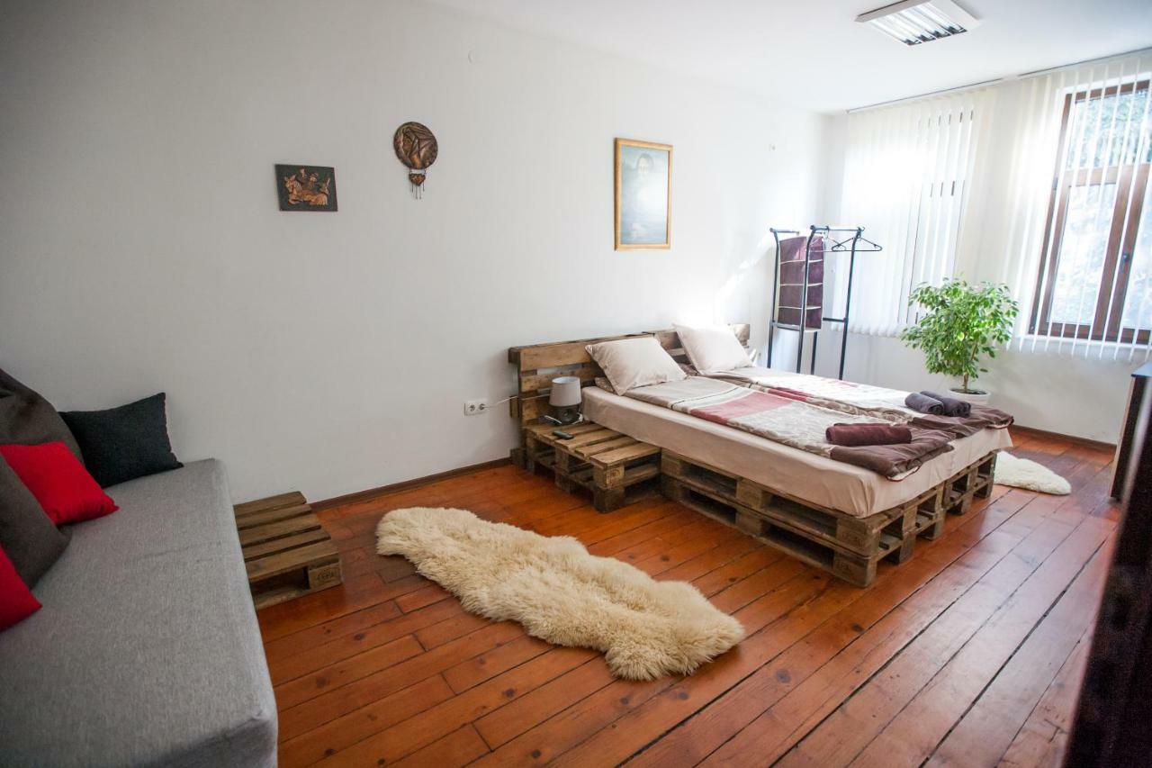 Hot Spot Apartments Sofia Bagian luar foto
