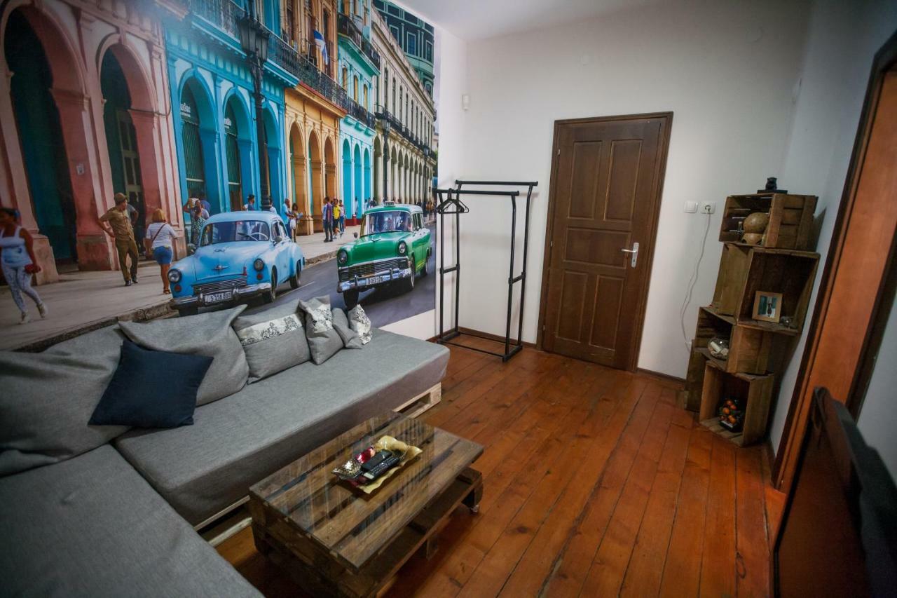 Hot Spot Apartments Sofia Bagian luar foto